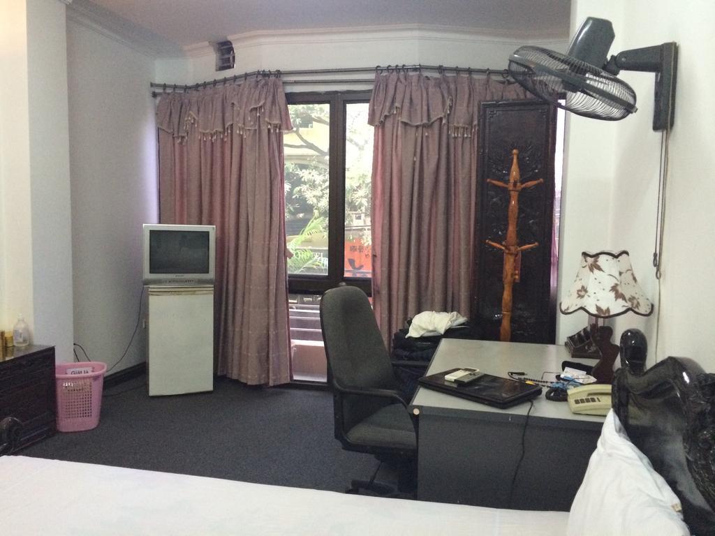Ngoc Linh Hotel Hanói Habitación foto